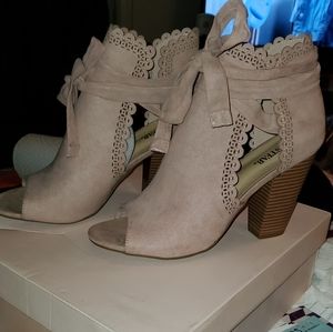 Dressy Bootie sandals